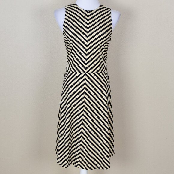 J. McLaughlin Courtney Chevron Stripe Jersey Dress - M - Picture 4 of 10